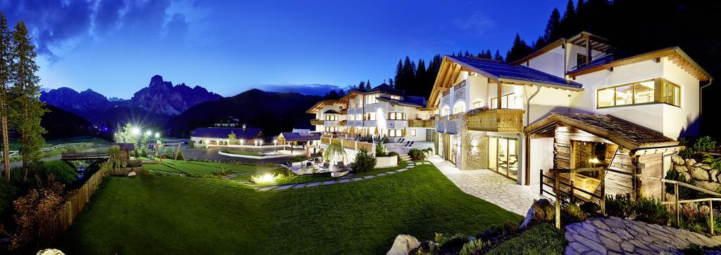 Hotel Costes Corvara In Badia Exterior foto